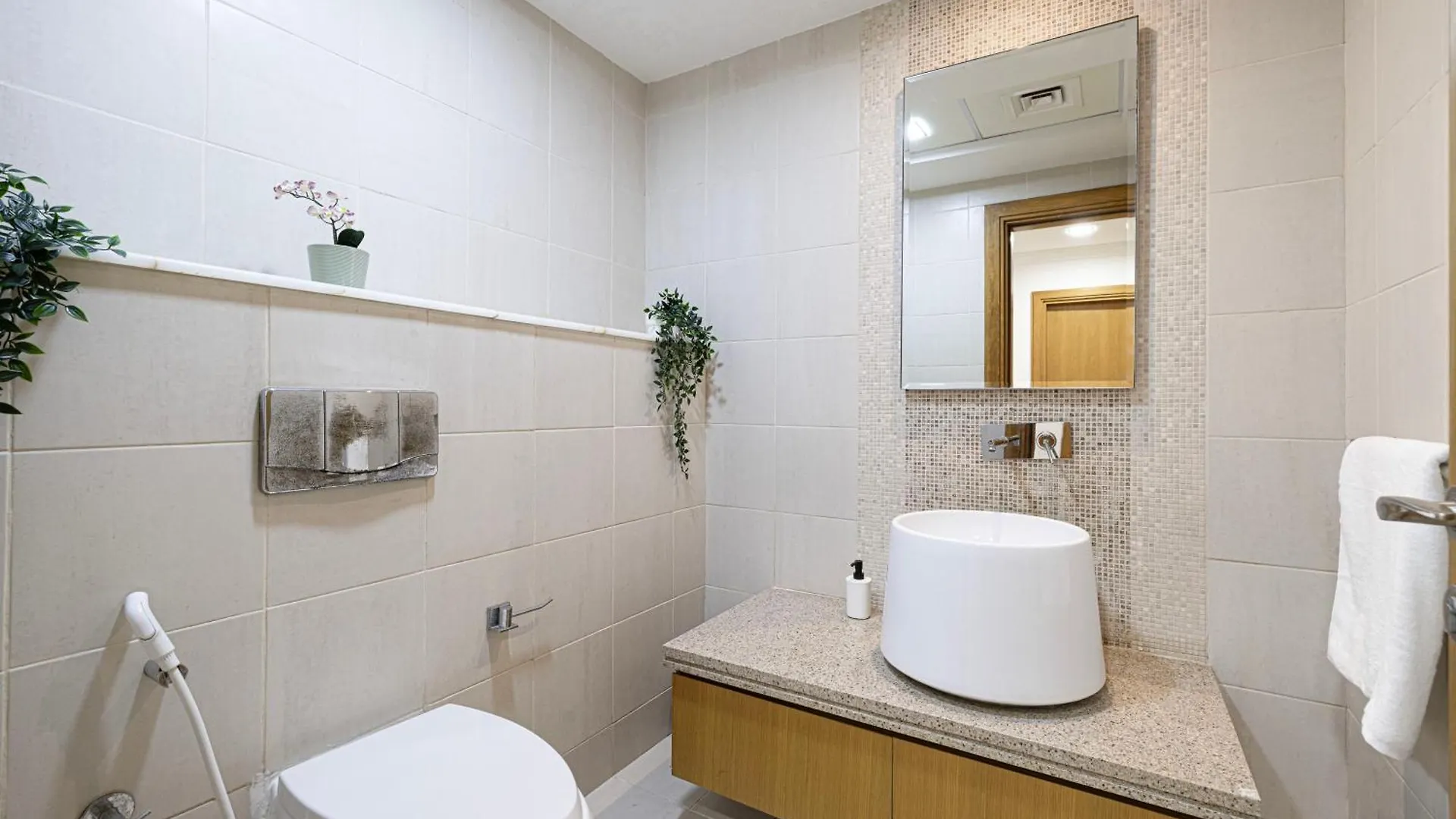 Homestay Next'Living - Luxury Private Room In A Coliving Villa Dubai