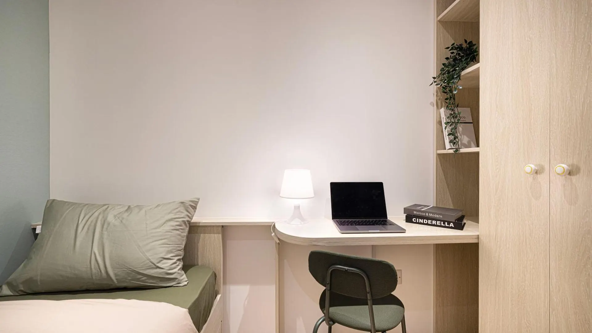 Next'Living - Luxury Private Room In A Coliving Villa Dubai Homestay