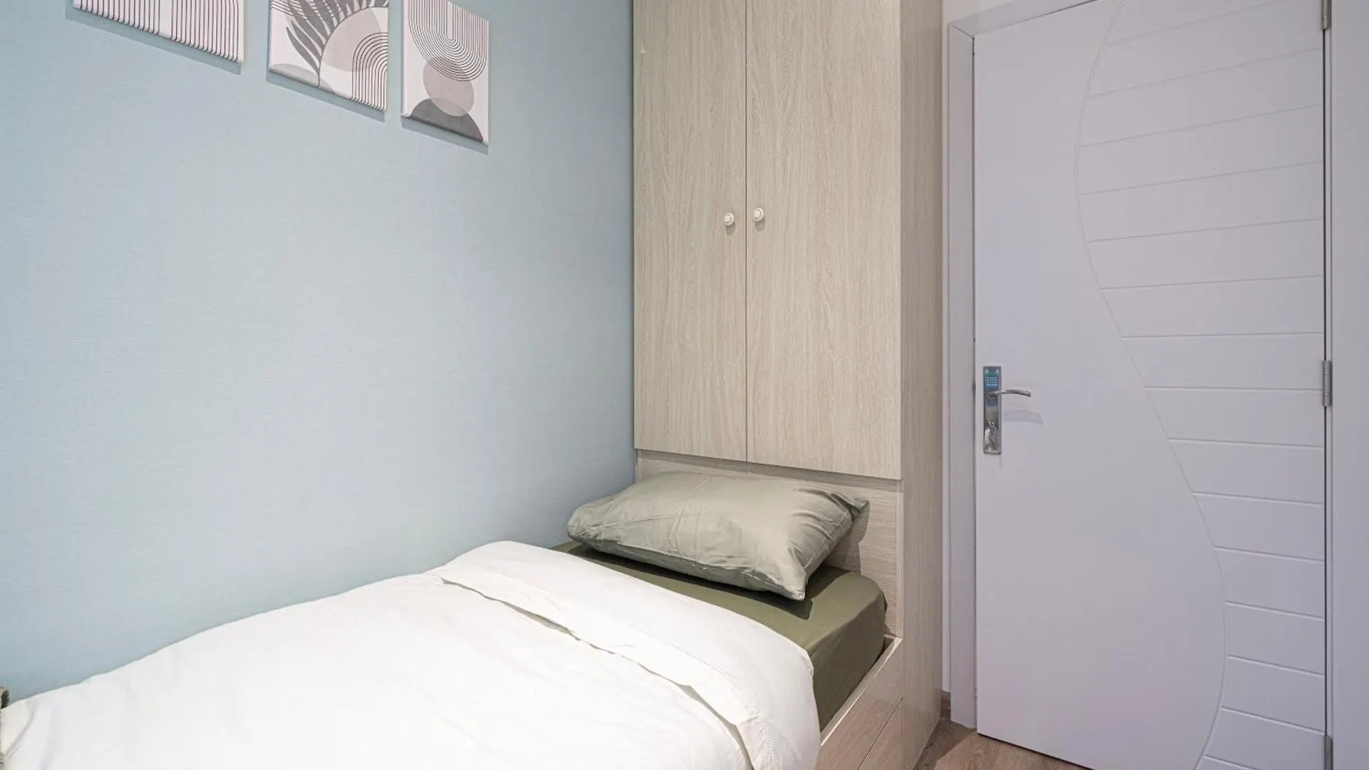 Next'Living - Luxury Private Room In A Coliving Villa Dubai Homestay