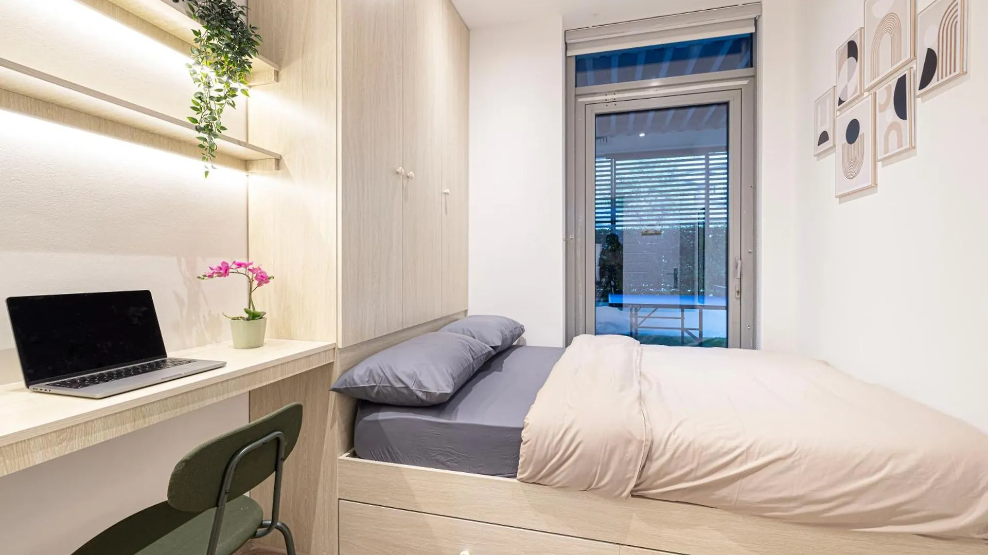 Homestay Next'Living - Luxury Private Room In A Coliving Villa Dubai