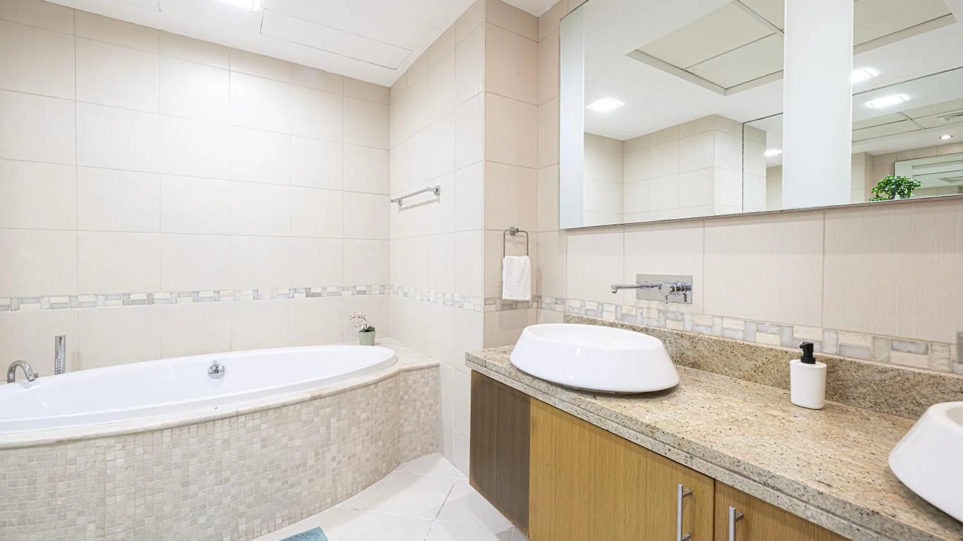 Next'Living - Luxury Private Room In A Coliving Villa Dubai