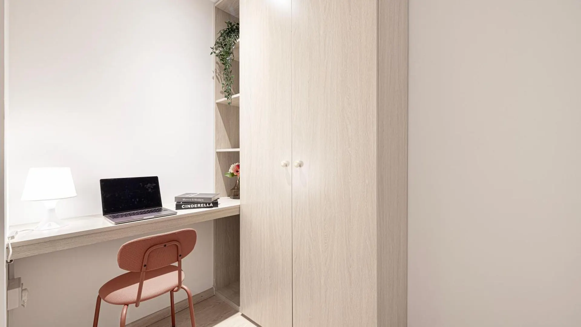 Homestay Next'Living - Luxury Private Room In A Coliving Villa Dubai